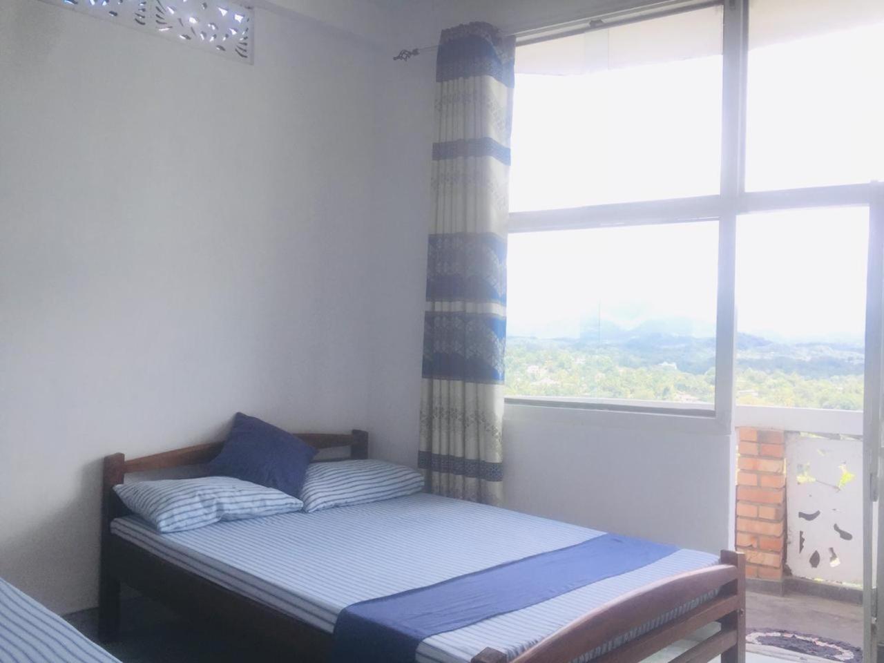 Mount View 11 Hotell Kandy Exteriör bild